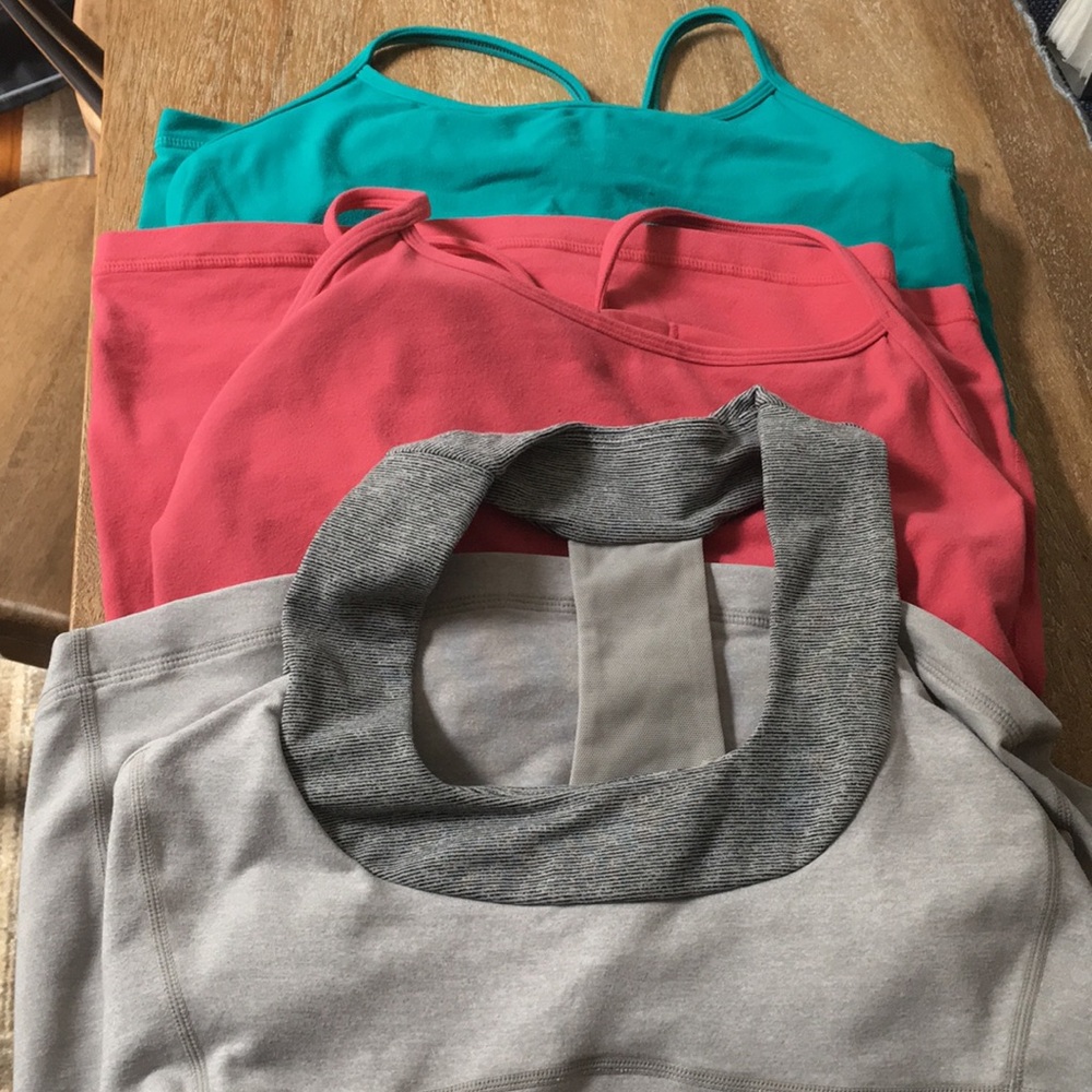 Lot of Lululemon tanks
